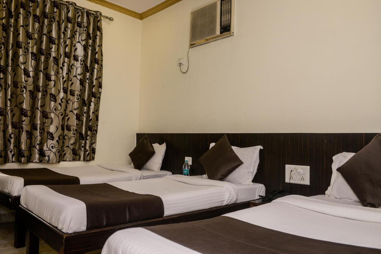 Hotel National Mumbai Exteriör bild