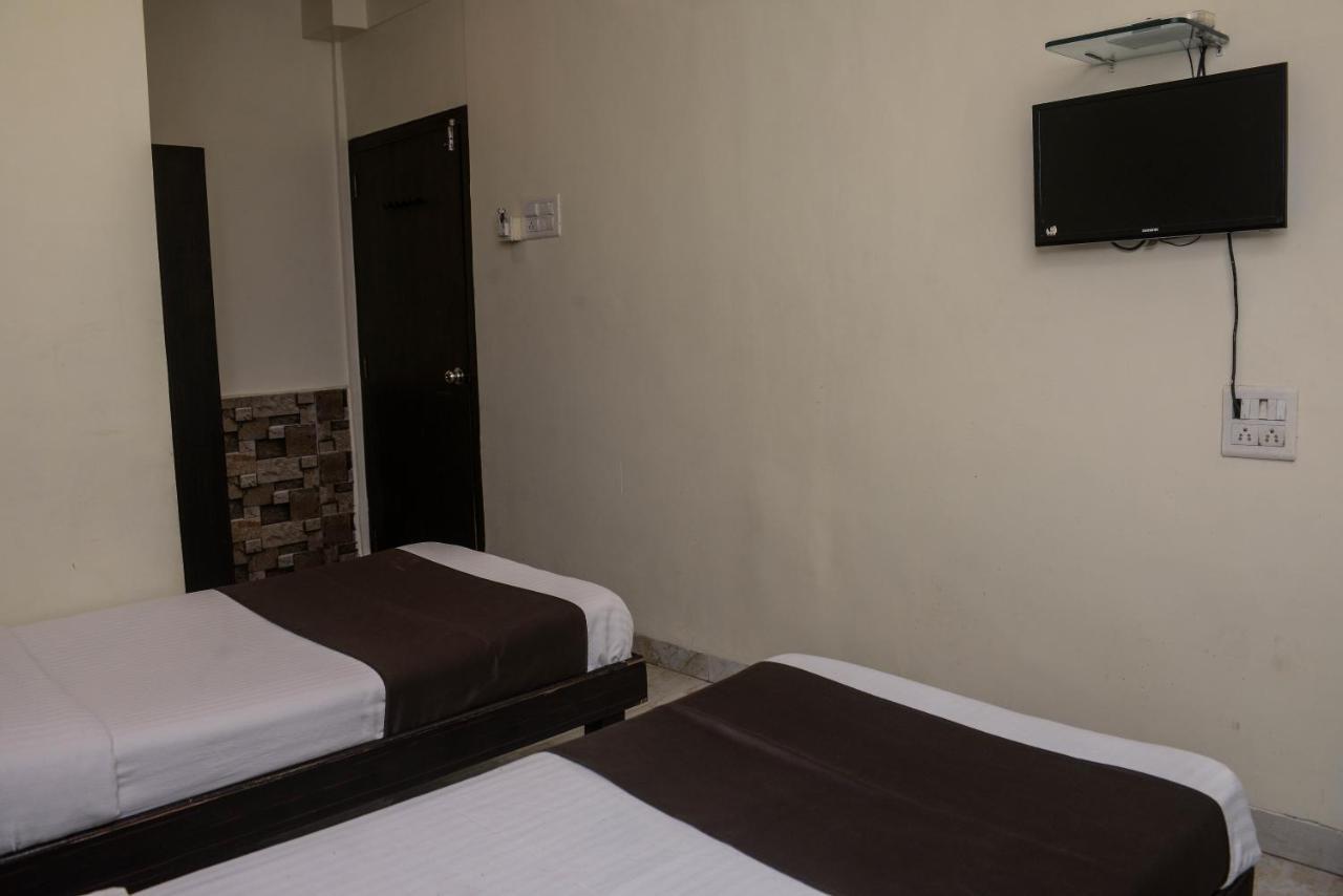 Hotel National Mumbai Exteriör bild
